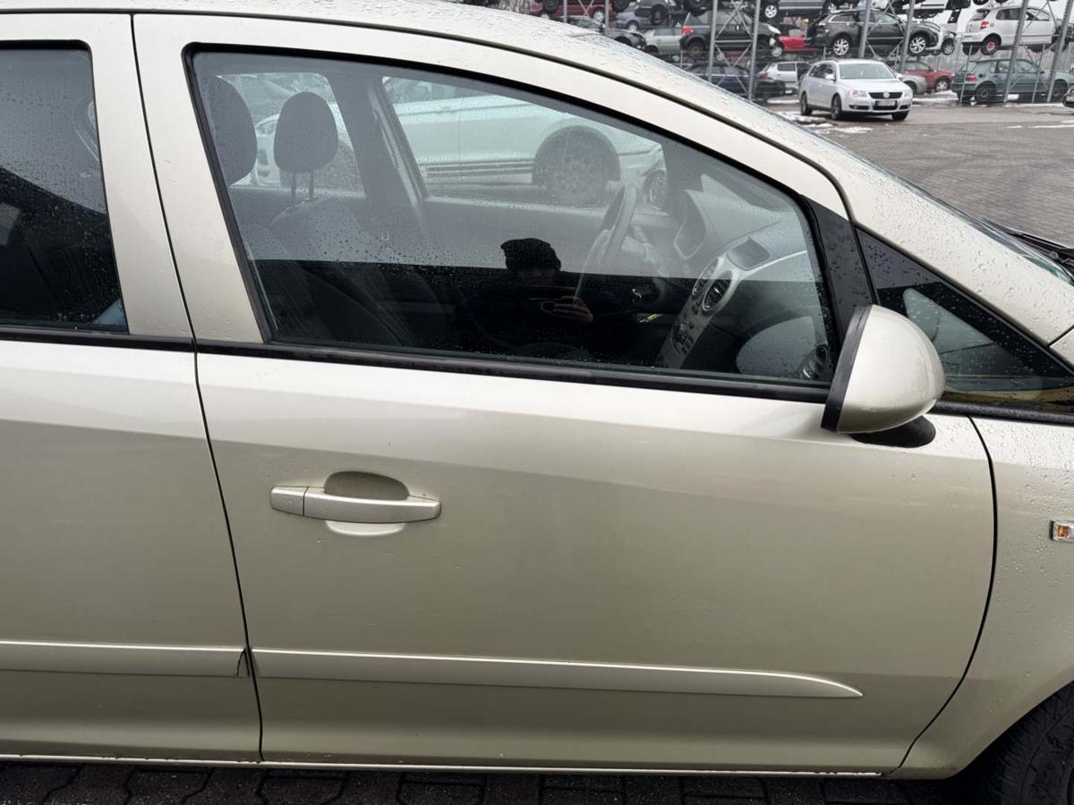 Opel Corsa D original T&uuml;r vorn rechts Z40M Champagnersilber 5-T&uuml;rer Rohbau Bj.2006